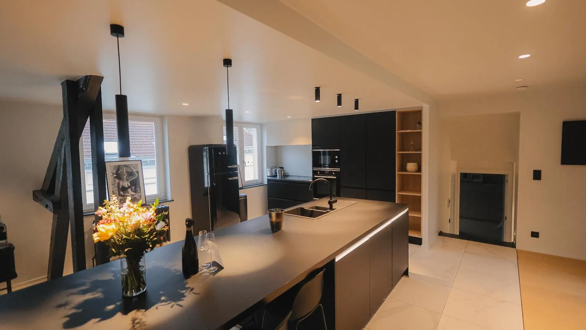 Luxury 200Sqm Appartment / Hot Tub / Sauna Brussels